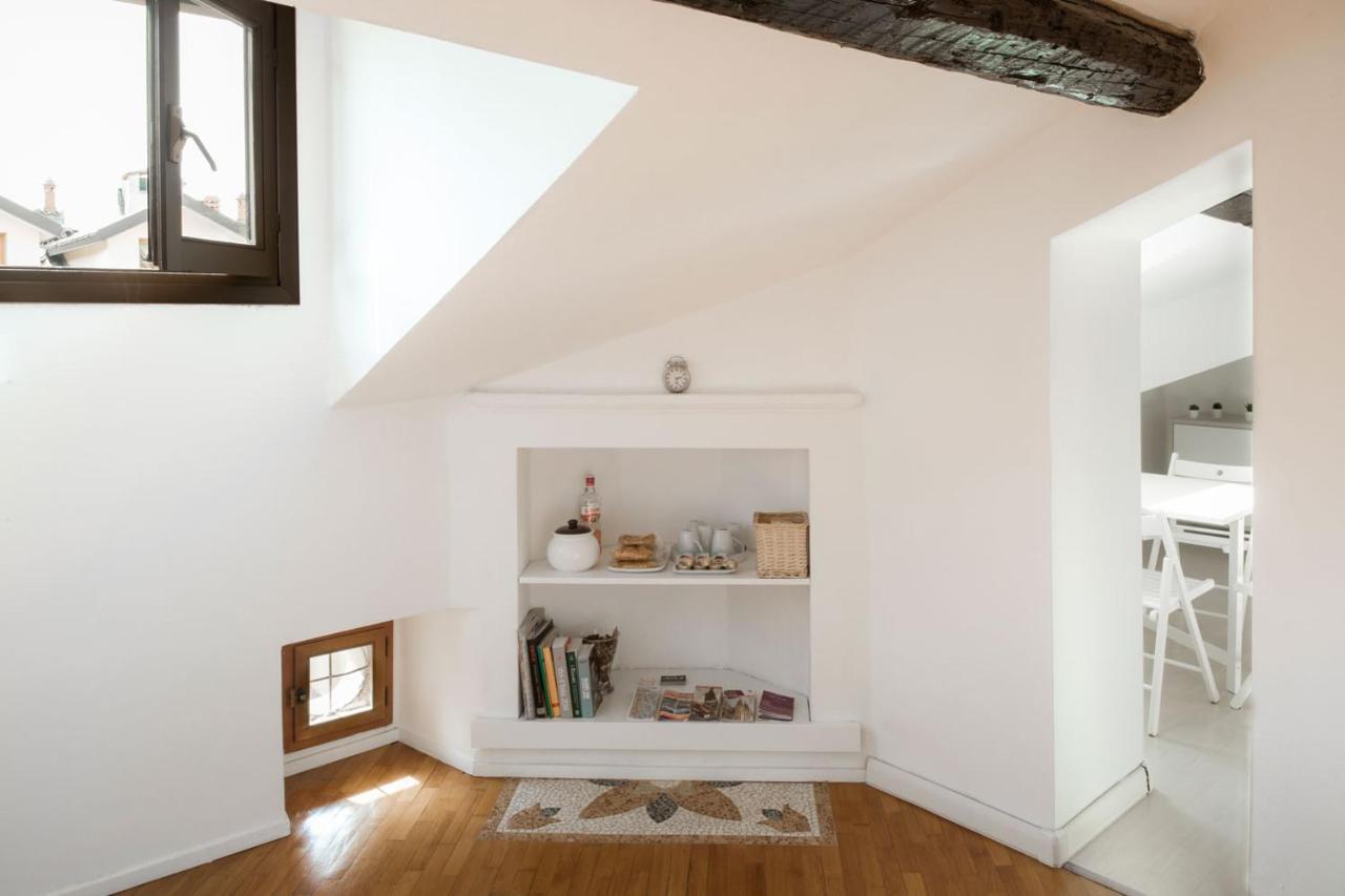 La Mansarda Sui Navigli Apartment Milan Exterior photo