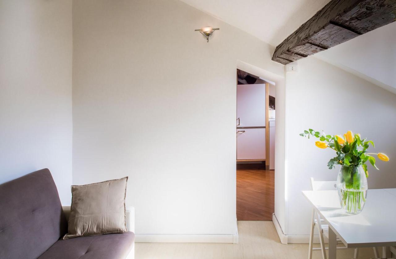La Mansarda Sui Navigli Apartment Milan Exterior photo