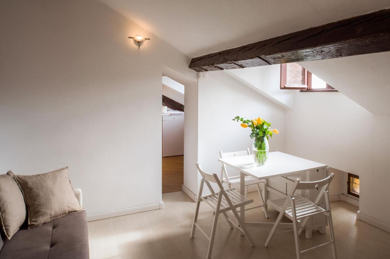 La Mansarda Sui Navigli Apartment Milan Exterior photo